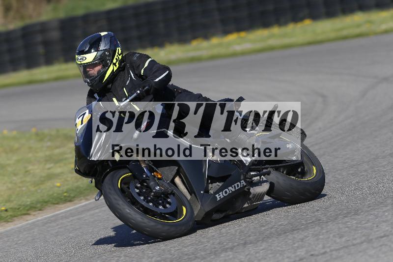 /Archiv-2025/03 04.04.2025 TZ Motorsport ADR/Gruppe gelb/27